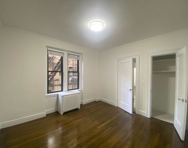 1 Bedroom in Greenwich Village - Photo Thumbnail 1