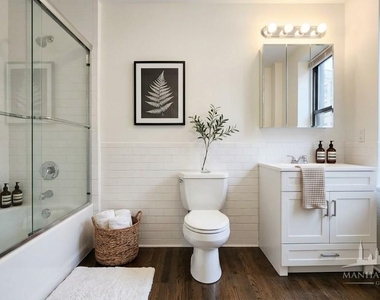 West 55th Street, New York, NY 10019 - Photo Thumbnail 2