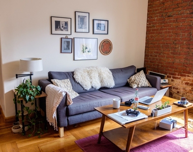 1497 Carroll Street - Photo Thumbnail 4