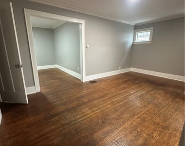 839 Norton Street - Photo Thumbnail 2