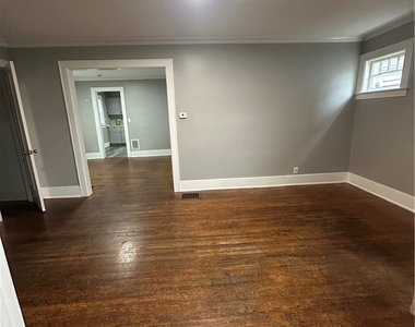 839 Norton Street - Photo Thumbnail 5