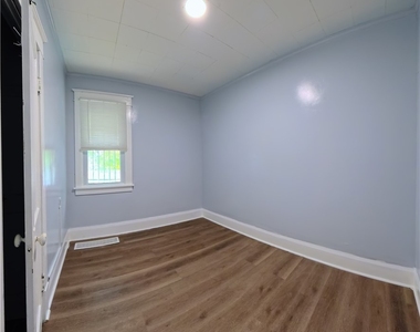 198 Roslyn Street - Photo Thumbnail 9