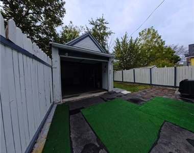 198 Roslyn Street - Photo Thumbnail 28