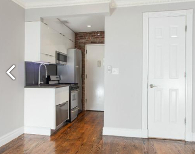 234 West 14th Street - Photo Thumbnail 7