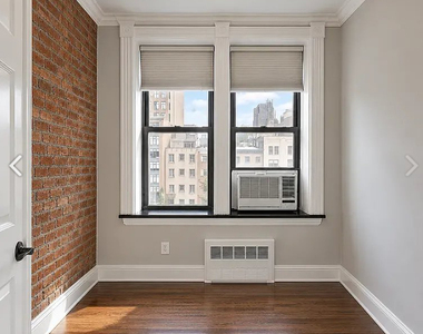 234 West 14th Street - Photo Thumbnail 3