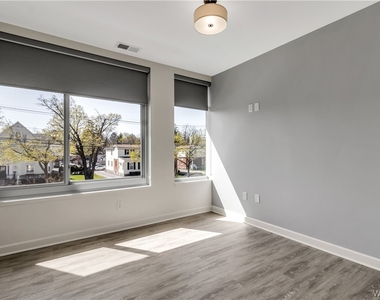 5712 Main Street - Photo Thumbnail 11