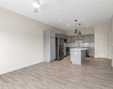 5712 Main Street - Photo Thumbnail 9