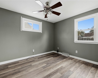 119 Wagner Avenue - Photo Thumbnail 6