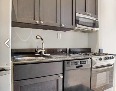 53 Leroy Street - Photo Thumbnail 4