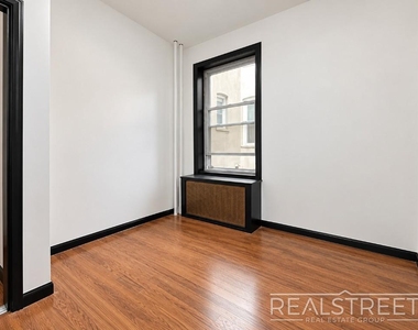 169 Irving Avenue - Photo Thumbnail 7