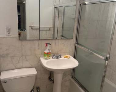338 East 83rd Street - Photo Thumbnail 2