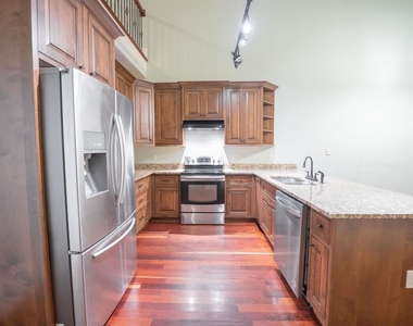 315 North Main Street - Photo Thumbnail 4