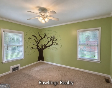 1119 Maple Drive - Photo Thumbnail 12