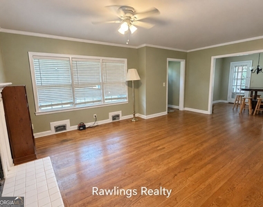 1119 Maple Drive - Photo Thumbnail 10