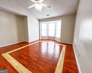 4035 River Green Parkway - Photo Thumbnail 10