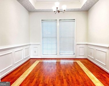 4035 River Green Parkway - Photo Thumbnail 4