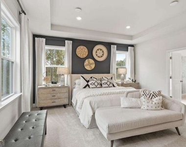 5015 Kennison Way - Photo Thumbnail 16