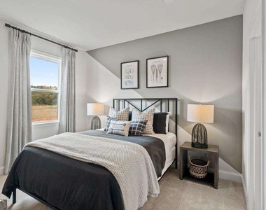 5015 Kennison Way - Photo Thumbnail 18