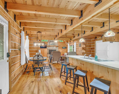 244 Skyline Way - Photo Thumbnail 3