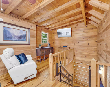 244 Skyline Way - Photo Thumbnail 12