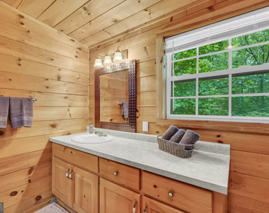244 Skyline Way - Photo Thumbnail 21