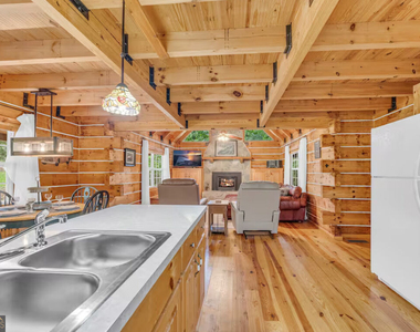 244 Skyline Way - Photo Thumbnail 37