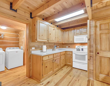 244 Skyline Way - Photo Thumbnail 39