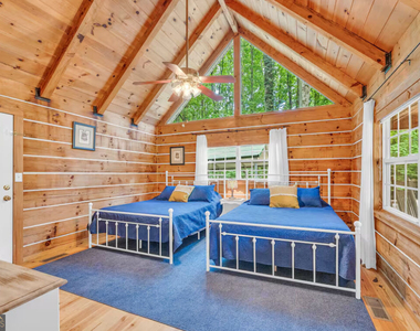244 Skyline Way - Photo Thumbnail 9