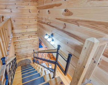 244 Skyline Way - Photo Thumbnail 13