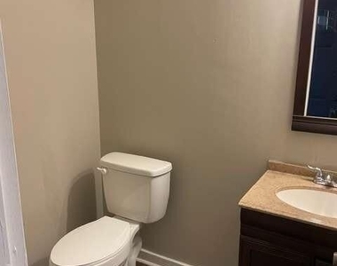 1111 Pine Tree Trail - Photo Thumbnail 7