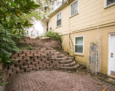 3323 Victoria Street - Photo Thumbnail 13