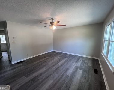 144 Colonial Drive - Photo Thumbnail 1