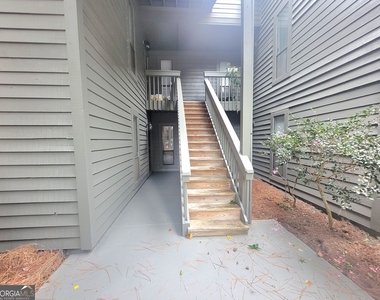 702 Tuxworth Circle - Photo Thumbnail 1