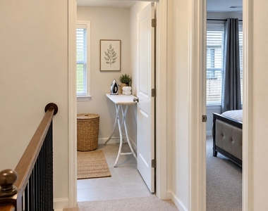192 Mahnaz Drive - Photo Thumbnail 3