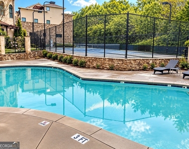 192 Mahnaz Drive - Photo Thumbnail 26