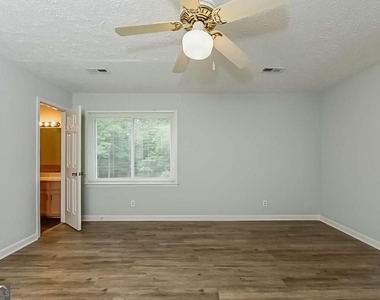 141 Mcelroy Road - Photo Thumbnail 10
