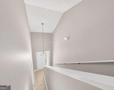 313 Gary Circle - Photo Thumbnail 36