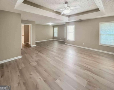 6090 Farmwood Way Se - Photo Thumbnail 16