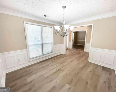 6090 Farmwood Way Se - Photo Thumbnail 8