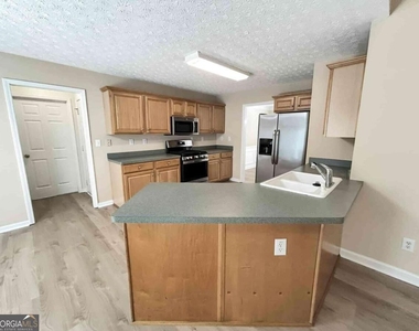 6090 Farmwood Way Se - Photo Thumbnail 12
