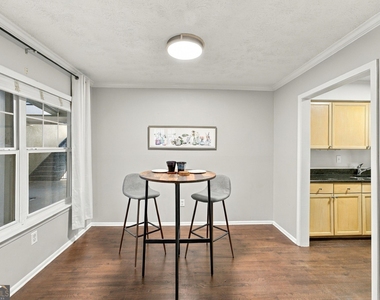 1150 Collier Road Nw - Photo Thumbnail 2