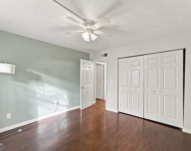 1150 Collier Road Nw - Photo Thumbnail 23