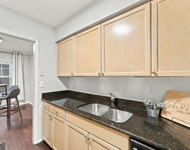 1150 Collier Road Nw - Photo Thumbnail 14