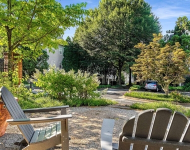 951 Glenwood Avenue Se - Photo Thumbnail 60