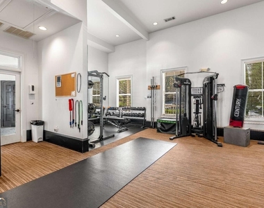 951 Glenwood Avenue Se - Photo Thumbnail 47