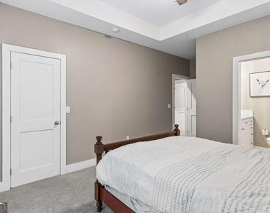 951 Glenwood Avenue Se - Photo Thumbnail 28