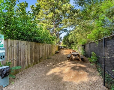 951 Glenwood Avenue Se - Photo Thumbnail 64