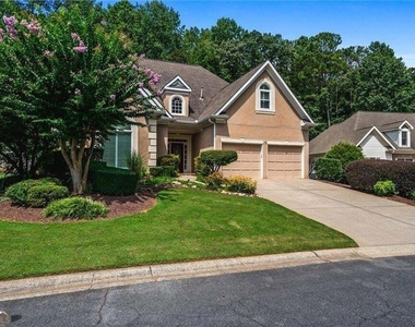 2613 Peterboro Row - Photo Thumbnail 5