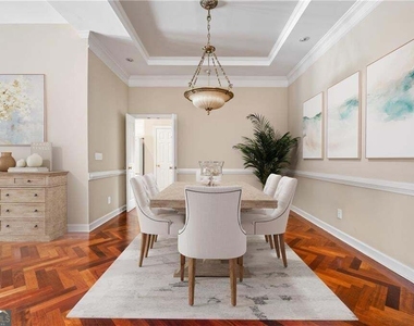 2613 Peterboro Row - Photo Thumbnail 8