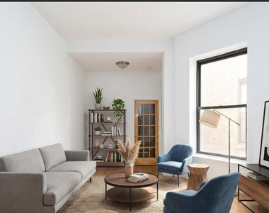 East 83rd Street & 3rd Avenue - Photo Thumbnail 6